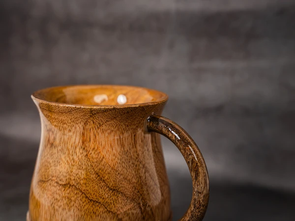 נטלה מיוחדת מעץ מנגו