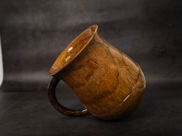 נטלה מיוחדת מעץ מנגו